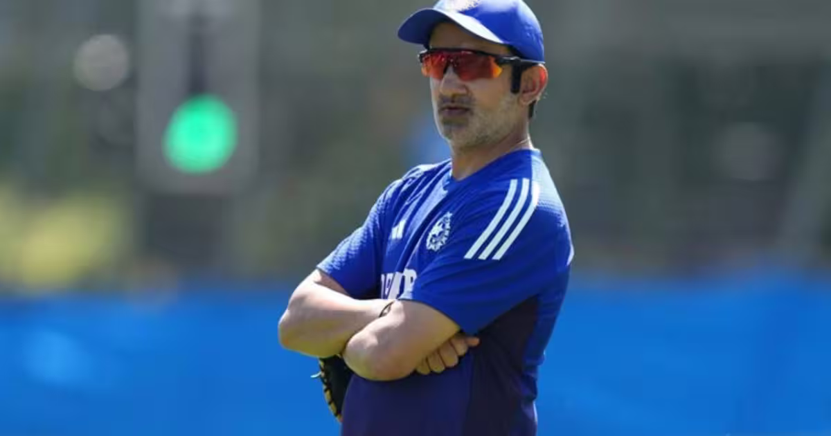 गौतम गंभीर के लिए फैंस से भिड़े मोहम्मद सिराज! वीडियो में देखें कैसे दर्शकों को लगाई फटकार | mohammed siraj sitanshu kotak supported gautam gambhir fan raised slogan watch video