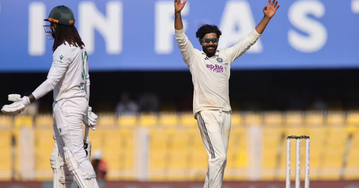IND vs SA: संकट के बीच 'सर' जडेजा का करिश्मा, इस खास लिस्ट में हुए शामिल | Ravindra Jadeja creates history against South Africa