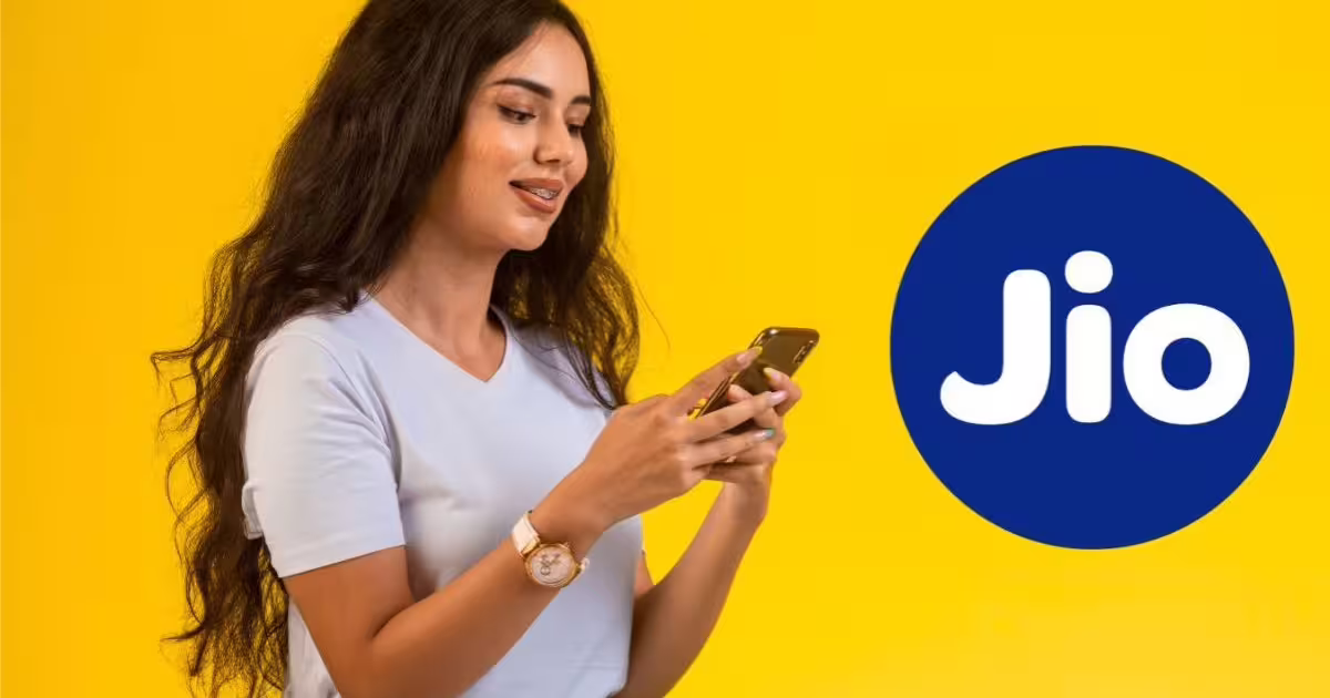 Jio के ये प्लान्स करो एक बार रिचार्ज और 2026 तक रहो बेफिक्र, अनलिमिटेड कॉलिंग से लेकर डेटा भी मिलेगा भर-भर कर