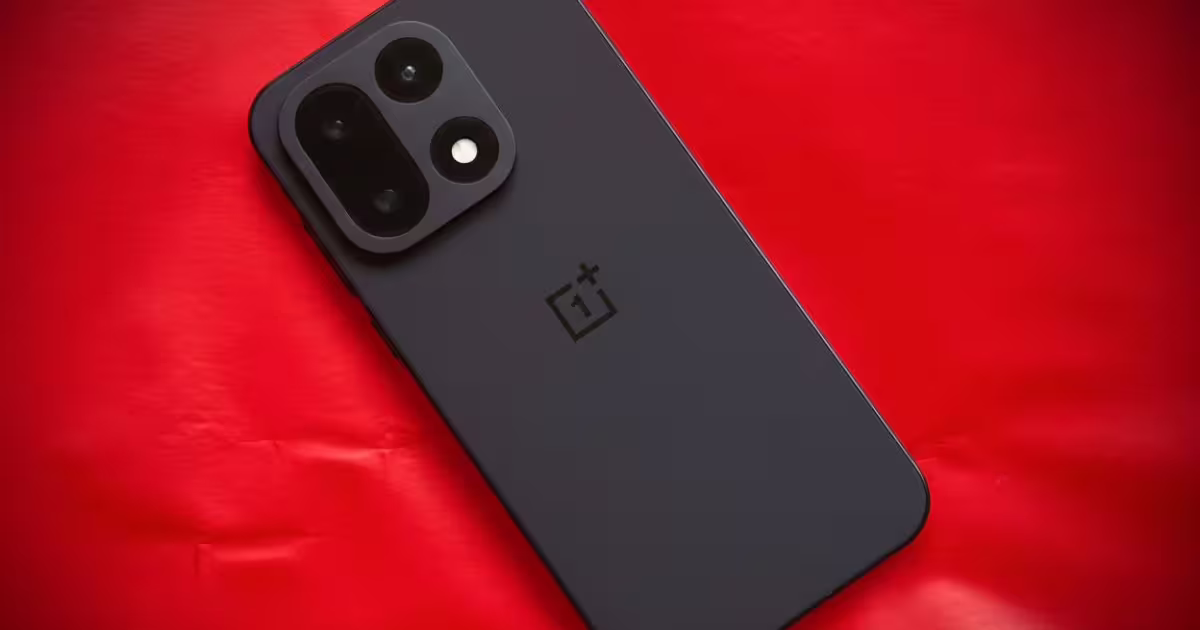 OnePlus 15 का कैमरा भी फीका पड़ जाएगा इन 5 Android फोन्स के आगे, लिस्ट में Realme और iQOO भी शामिल