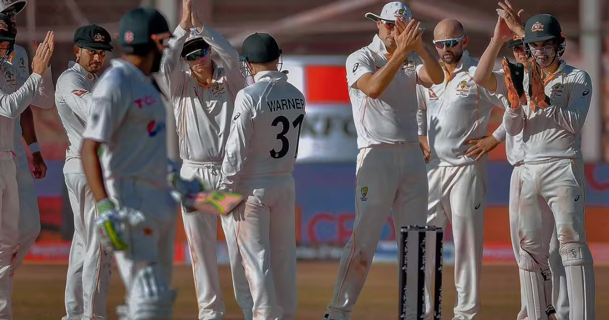 इंग्लैंड ने फिर टेके घुटने, एशेज सीरीज पर ऑस्ट्रेलिया का कब्जा; एडिलेड टेस्ट में इंग्लैंड को 82 रन से दी मात | Adelaide Test Result: Australia wins the Ashes series once again, defeating England 3-0