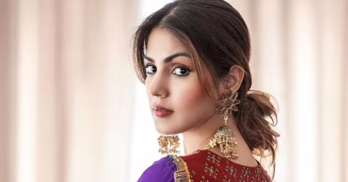 एक्टिंग छोड़ रिया चक्रवर्ती ने शुरू किया ये नया बिजनेस, जानें कैसे सालभर में खड़ी कर दी 40 करोड़ की कंपनी | Rhea Chakraborty Reinvents Herself with 40 Crore rupees Fashion Brand